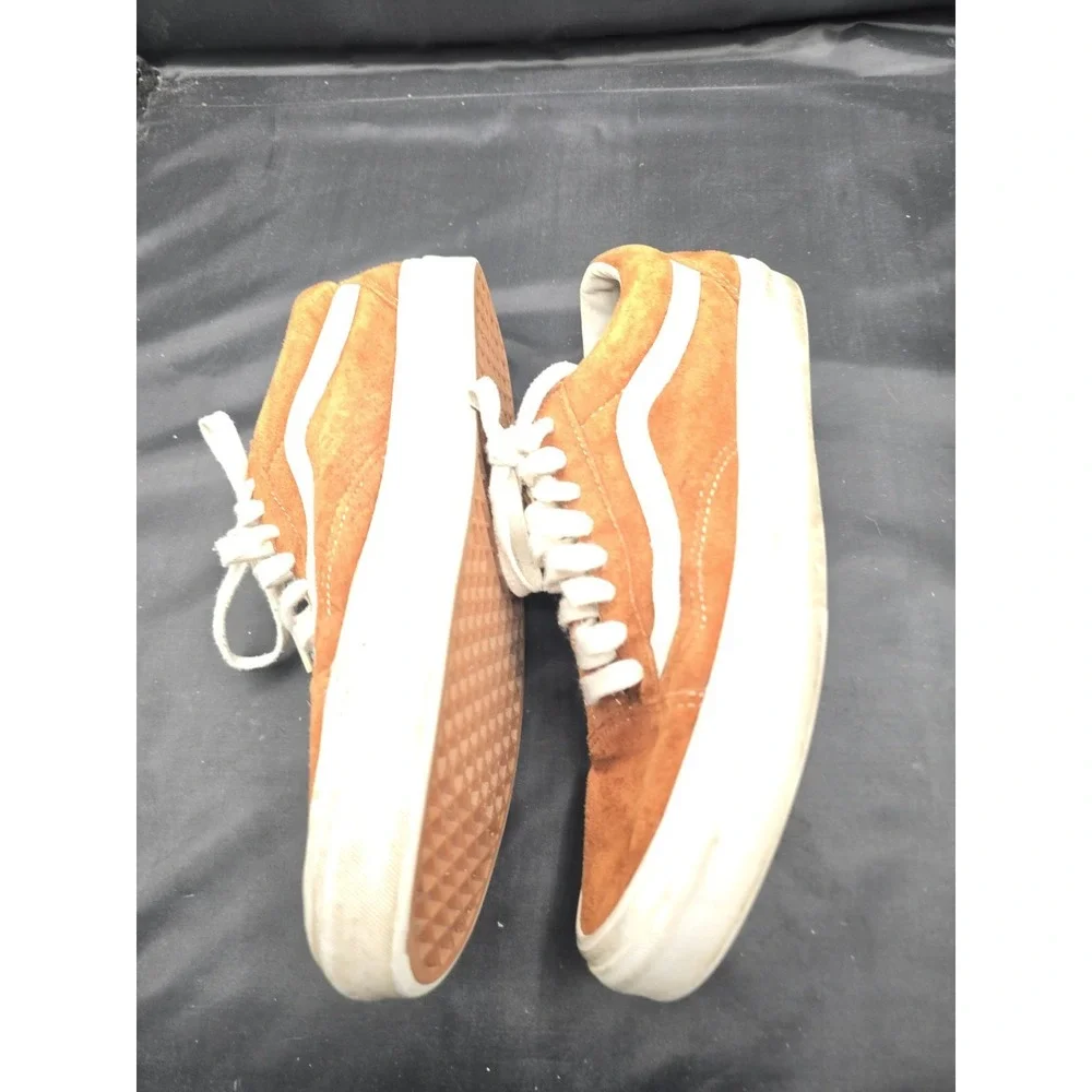 Vans men brown